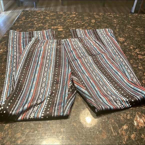 SHEIN Pants - Flare leg Pants - super flattering